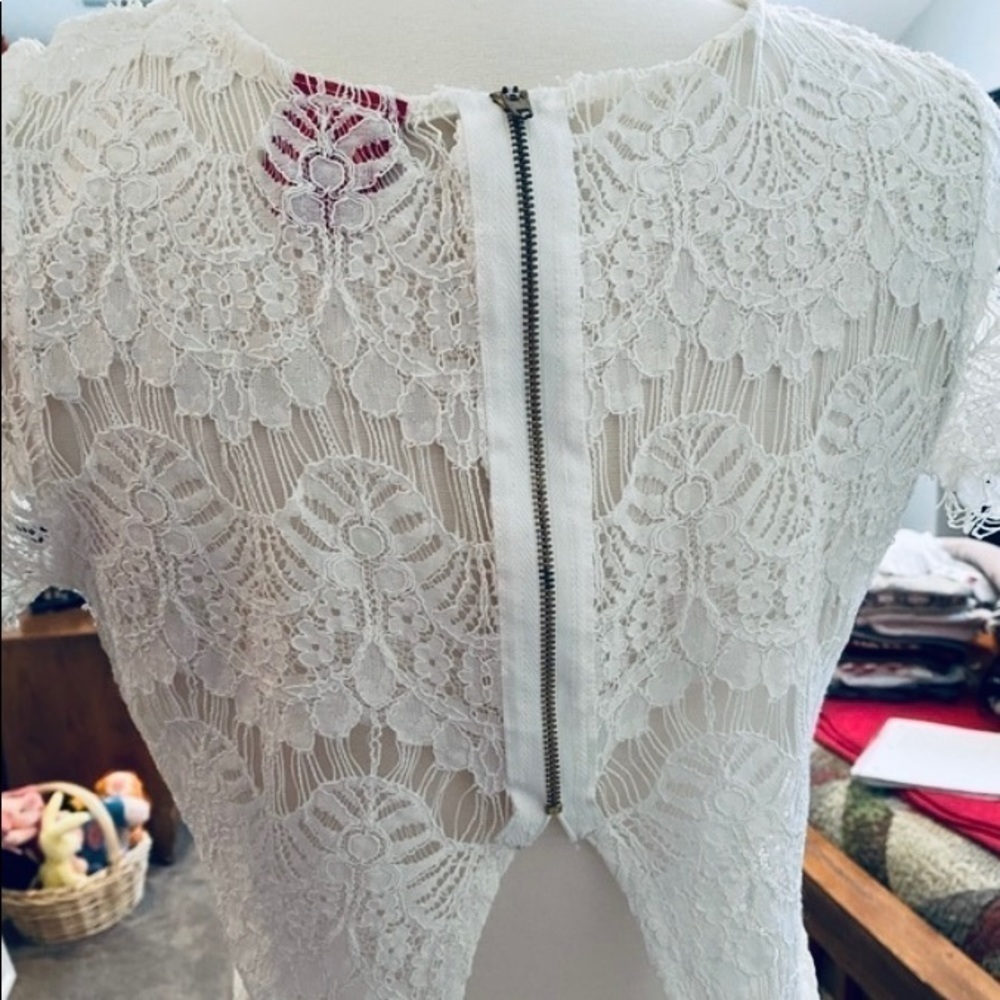 DAYTRIP-LACE TOP-SIZE SMALL - Picture 5 of 7